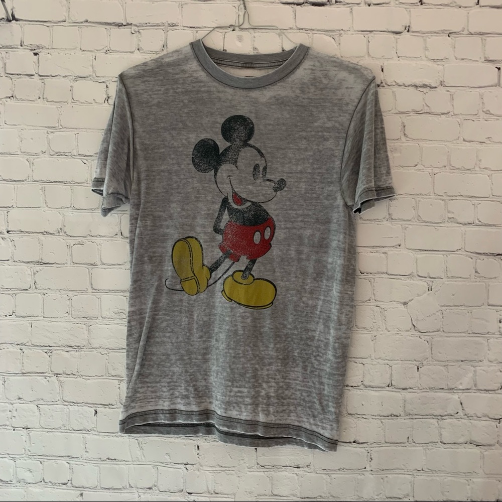 Disney Mickey Mouse mens short sleeve tee shirt | size small
